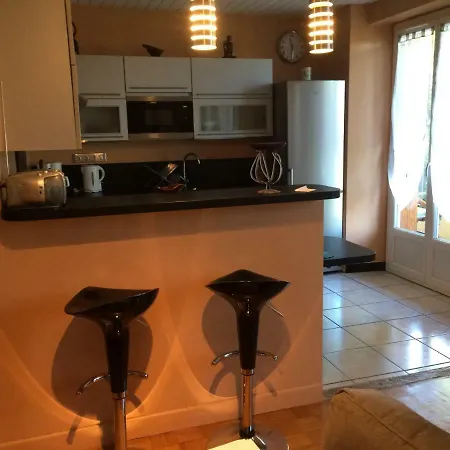 Appartamento T2 De Laurette Avec Garage Et Parking Privés *